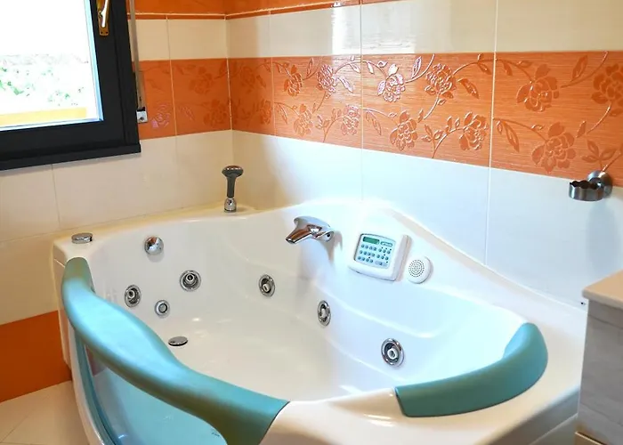 Alojamento de Acomodação e Pequeno-almoço Ai Colli 2 *